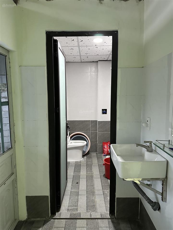 Bán nhà phường long phước giá chỉ 1 tỷ 6, 100m2