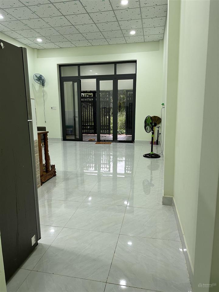 Bán nhà phường long phước giá chỉ 1 tỷ 6, 100m2