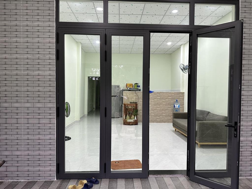 Bán nhà phường long phước giá chỉ 1 tỷ 6, 100m2