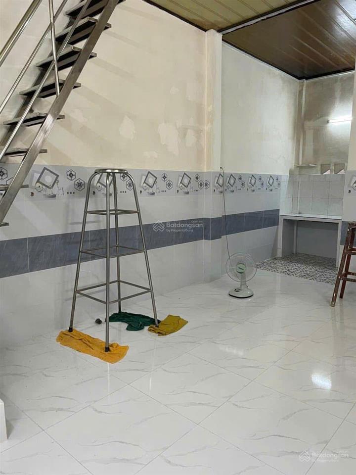 Cho thuê nhà nguyên căn sạch đẹp. đường âu cơ phường bảy hiền