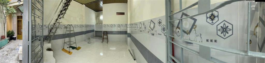 Cho thuê nhà nguyên căn sạch đẹp. đường âu cơ phường bảy hiền