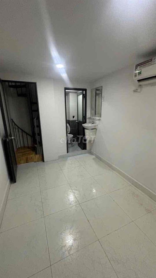 Nhà p3  3 tầng chưa đến 2 tỷ