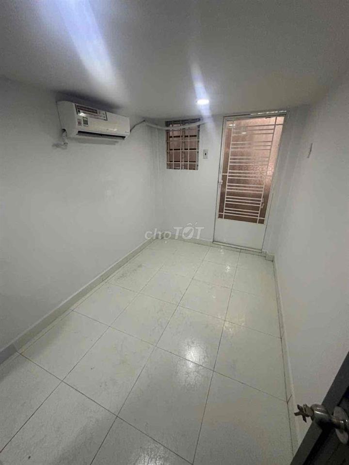 Nhà p3  3 tầng chưa đến 2 tỷ
