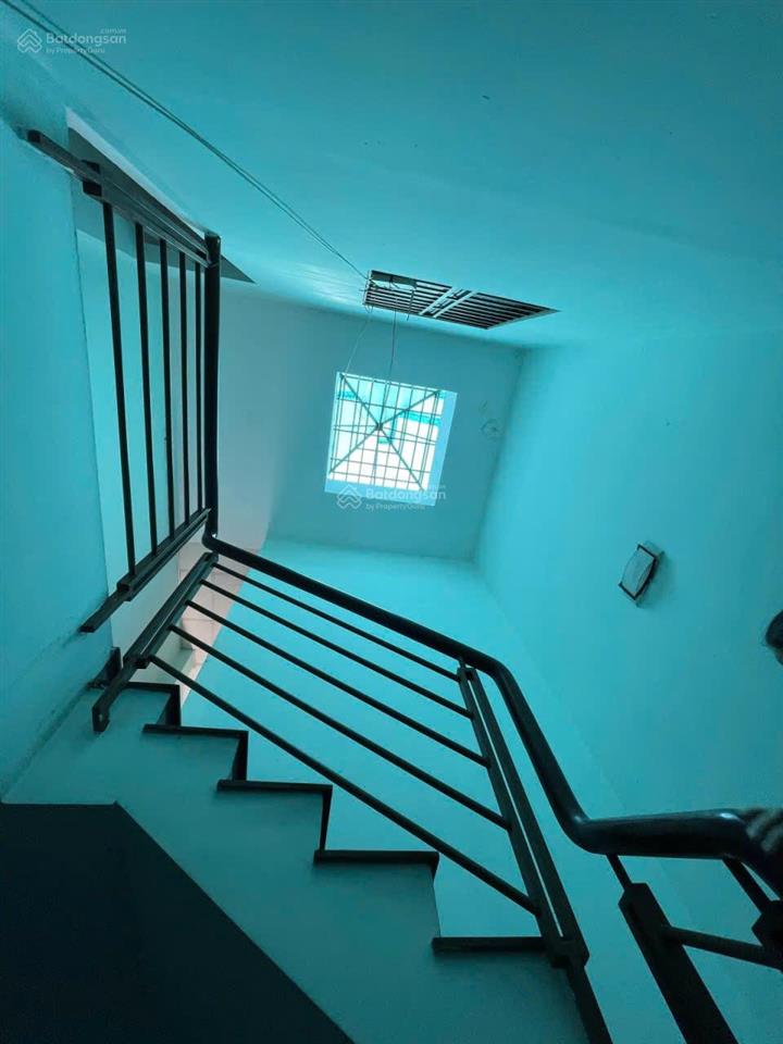 Chính chủ cần bán gấp nhà riêng giá rẻ 3 tầng60m2 5pn,5wc tân bình hồ chí minh chỉ với 9 tỷ 400tr