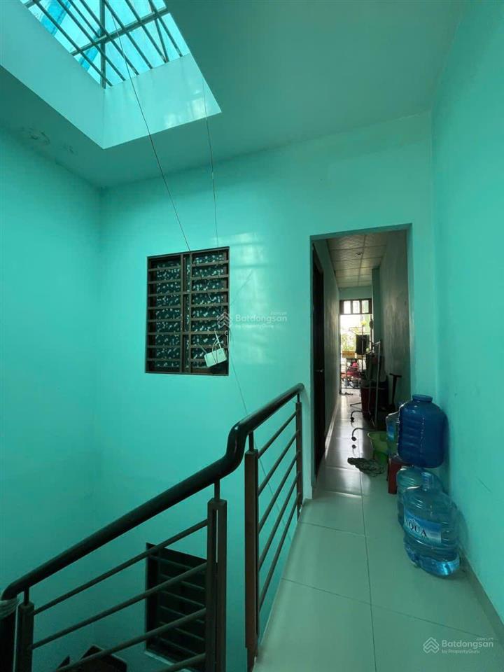 Chính chủ cần bán gấp nhà riêng giá rẻ 3 tầng60m2 5pn,5wc tân bình hồ chí minh chỉ với 9 tỷ 400tr