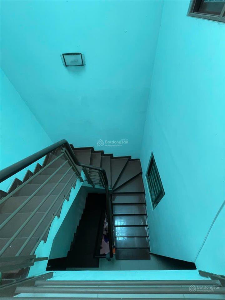 Chính chủ cần bán gấp nhà riêng giá rẻ 3 tầng60m2 5pn,5wc tân bình hồ chí minh chỉ với 9 tỷ 400tr