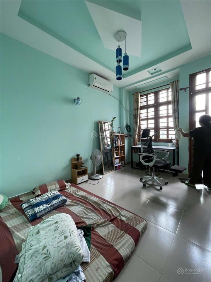 Chính chủ cần bán gấp nhà riêng giá rẻ 3 tầng60m2 5pn,5wc tân bình hồ chí minh chỉ với 9 tỷ 400tr