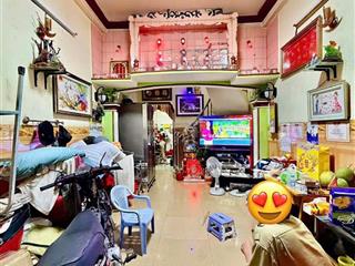 Chính chủ cần bán gấp nhà riêng giá rẻ 3 tầng 42m2 3pn,3wc quận 11 hồ chí  minh chỉ với 5 tỷ 690