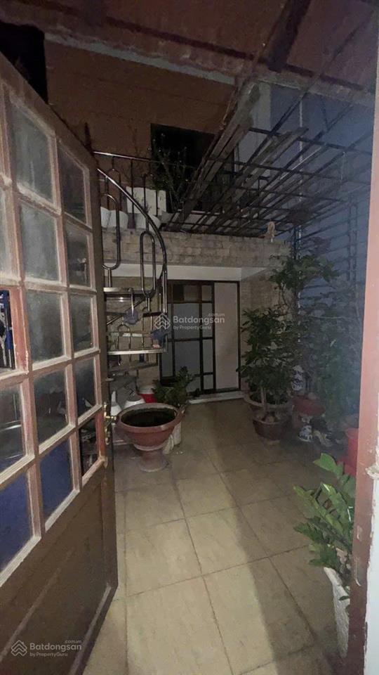 Chính chủ cần bán gấp nhà riêng giá rẻ 5 tầng 91m2  5pn,5wc quận 11 hồ chí minh chỉ với  14 tỷ 500