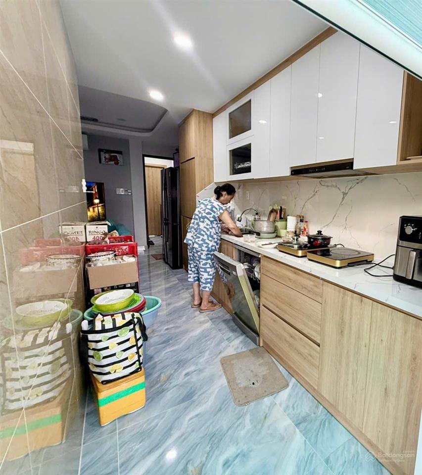 Chính chủ cần bán gấp nhà riêng giá rẻ 6tầng90m2  14pn,14wc bình thạnh hồ chí minh chỉ với17 tỷ300