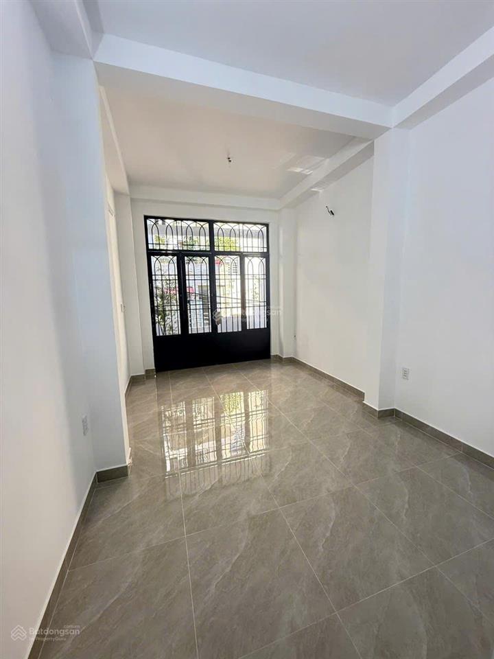 Chính chủ cần bán gấp nhà riêng giá rẻ 5 tầng33m2 quận 10 hồ chí minh 4pn,4wc chỉ với 7 tỷ 100 tr
