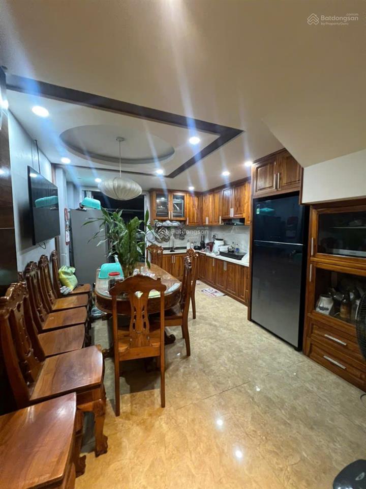 Chỉnh chủ cần bán gấp nhà riêng giá rẻ 5 tầng 67m2 6pn,7wc tân bình hồ chí  minh chỉ với 9 tỷ 800tr