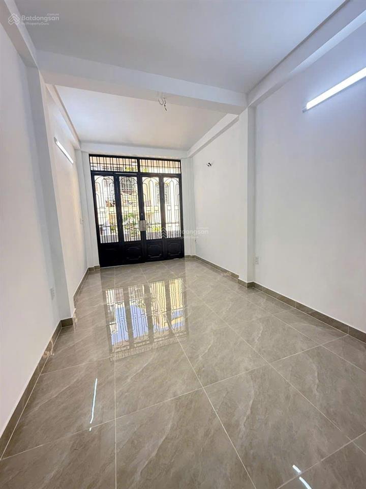 Chính chủ cần bán gấp nhà riêng giá rẻ 5 tầng 33m2 4pn,4wc quận 10 hồ chí minh chỉ với 6 tỷ 950