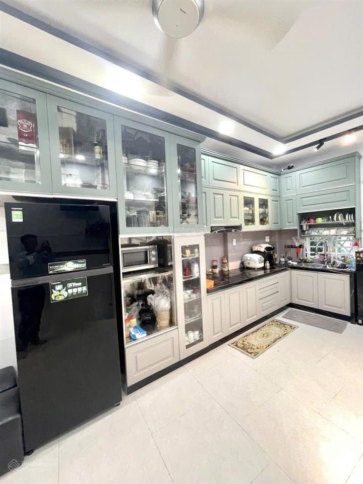 Chính chủ cần bán gấp nhà riêng giá rẻ 4 tầng 79m2 4pn,4wc tân bình hồ chí minh chỉ với 9 tỷ 500
