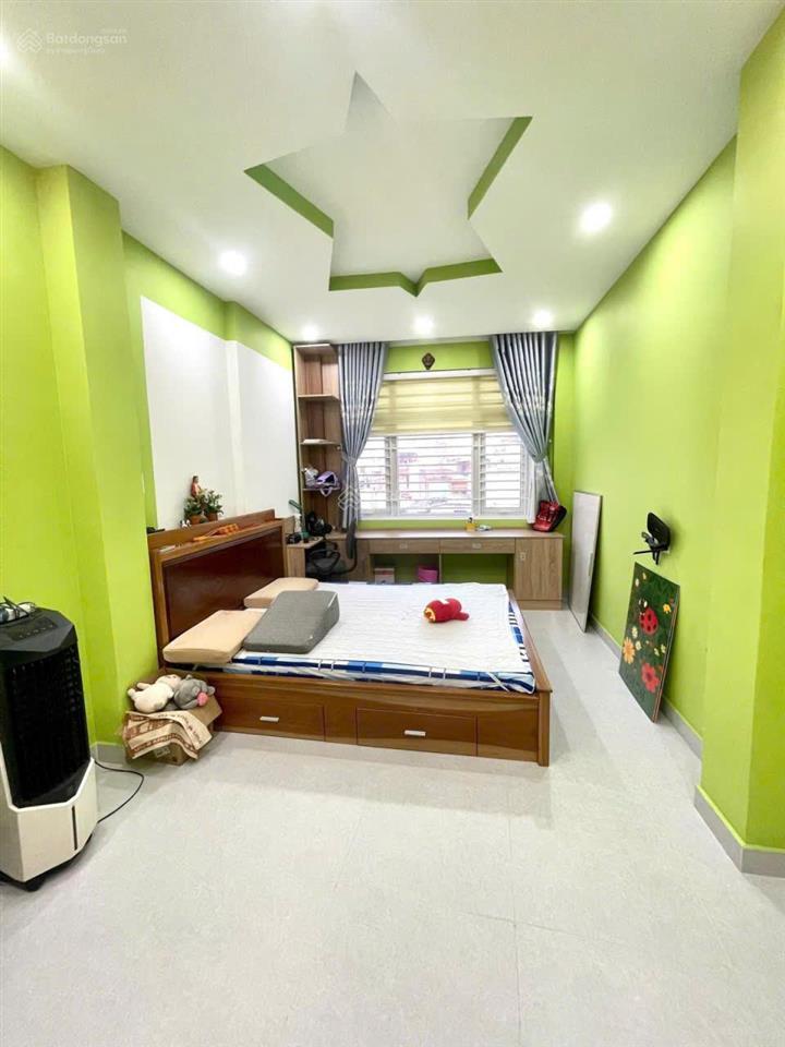 Chính chủ cần bán gấp nhà riêng giá rẻ 4 tầng 79m2 4pn,4wc tân bình hồ chí minh chỉ với 9 tỷ 500