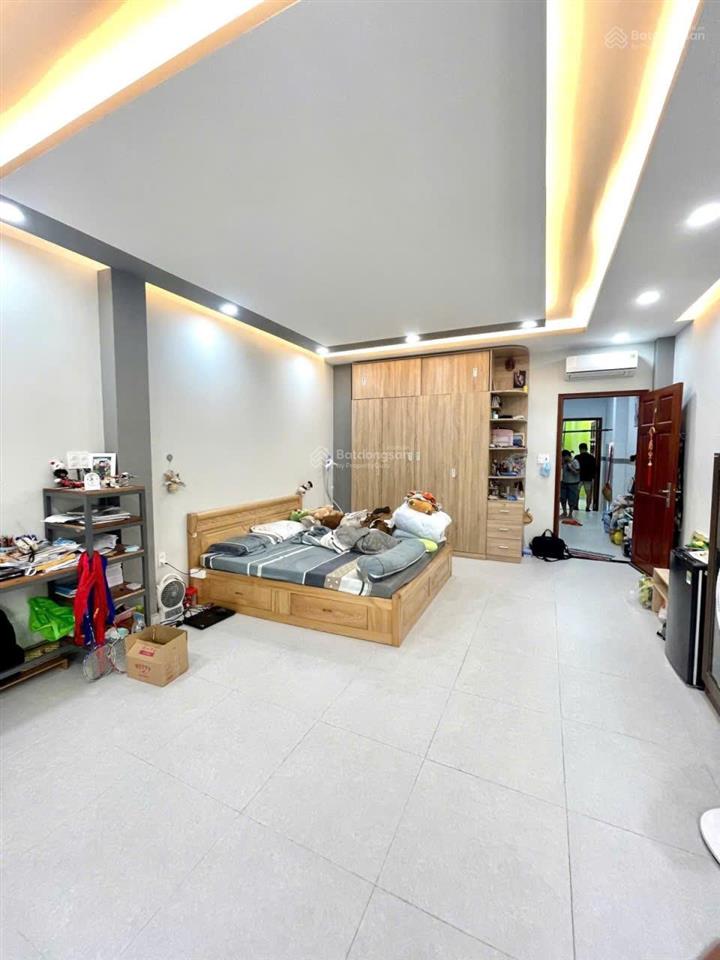 Chính chủ cần bán gấp nhà riêng giá rẻ 4 tầng 79m2 4pn,4wc tân bình hồ chí minh chỉ với 9 tỷ 500