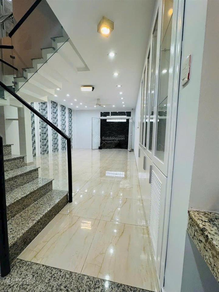 Chỉnh chủ cần bán gấp nhà riêng giá rẻ 100m2 4 tầng 4pn,4wc tân bình hồ chí minh chỉ với 14 tỷ 800