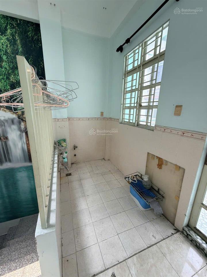 Chính chủ cần bán gấp nhà riêng giá rẻ 4 tầng 55m2 3pn,3wc quận 11 hồ chí minh chỉ cới 5 tỷ 950
