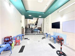 Chính chủ cần bán gấp nhà riêng giá rẻ 3 tầng 4 pn,4wc30m2 quận 10 hồ chí minh chỉ với 4 tỷ 550