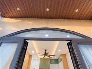 Chính chủ cần bán gấp nhà riêng giá rẻ 3 tầng 27m2, 2pn,3wc  quận 3 hồ chí  minh chỉ với 4 tỷ 950tr