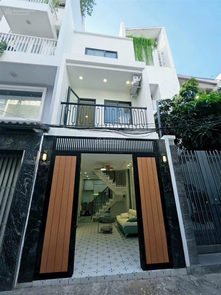 Chính chủ cần bán gấp nhà riêng giá rẻ 32m3 4pn,3wc chỉ với 6 tỷ 500 tr tân bình hồ chí minh