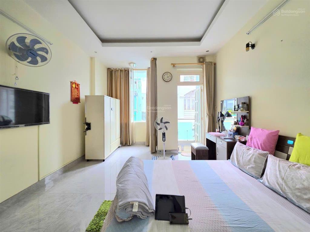 Chính chủ cần bán gấp nhà riêng giá rẻ 4 tầng 65m2 quân 10 4pn,4wc  hồ chí minh chỉ với 10 ,98 tỷ
