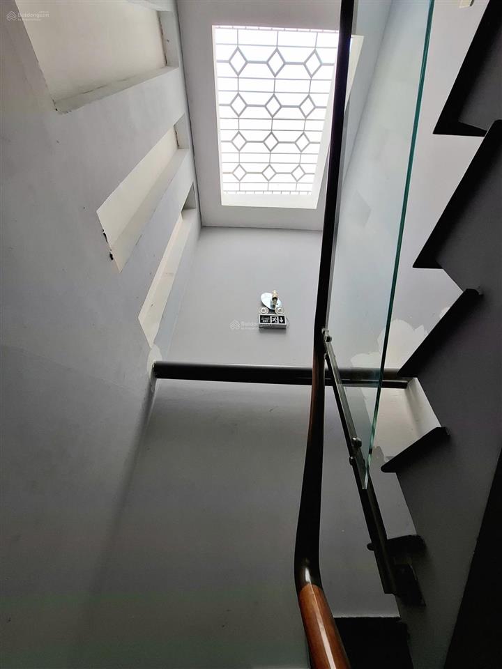 Chính chủ cần bán gấp nhà riêng giá rẻ 5 tầng 71m2 10pn,10wc phú nhuận hồ minh chỉ với 16 tỷ 600 tr