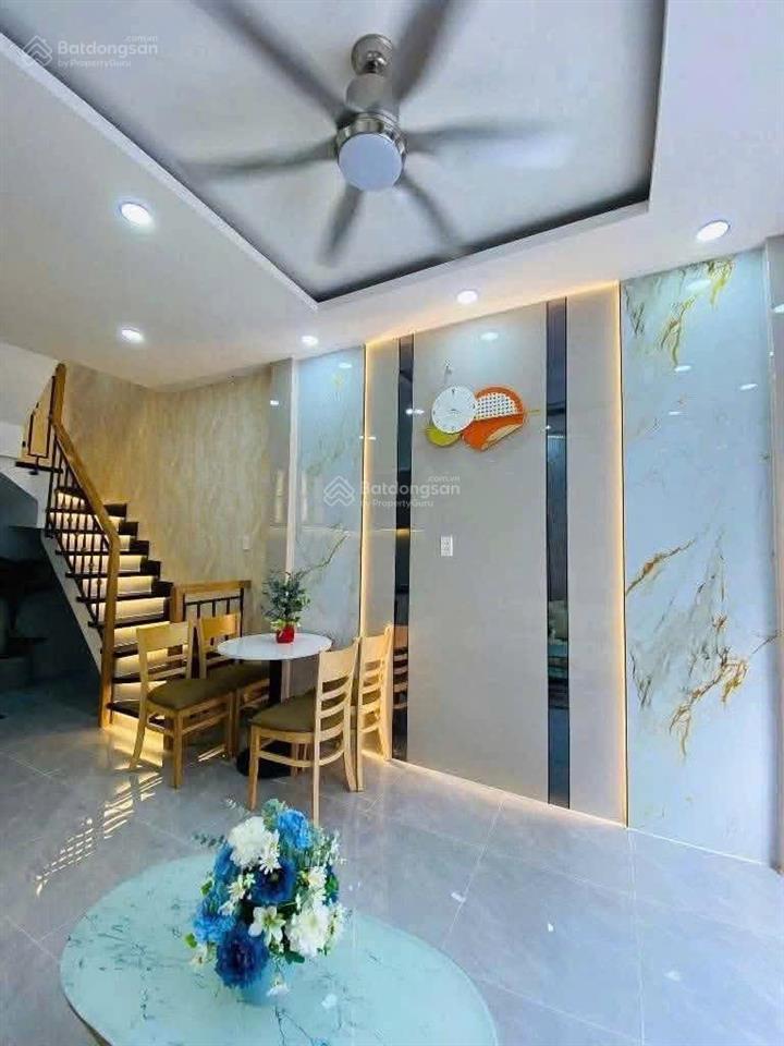 Chính chủ cần bán gấp nhà riêng giá rẻ 2 tầng 22m2 1pn,2wc gò vấp hồ chí minh chỉ với 2 tỷ 550 tr