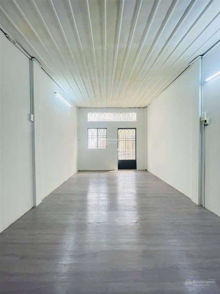 Chính chủ cần bán gấp nhà riêng giá rẻ 2 tầng30m22pn,2wc tân bình hồ chí minh chỉ với 4 tỷ 650 tr