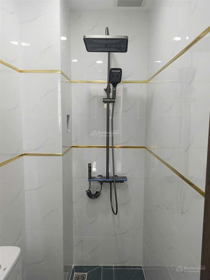 Chính chủ cần bán gấp nhà riêng giá rẻ 5 tầng 40m2 4pn,4wc tân bình hồ chí minh chỉ với 8 tỷ 980 tr