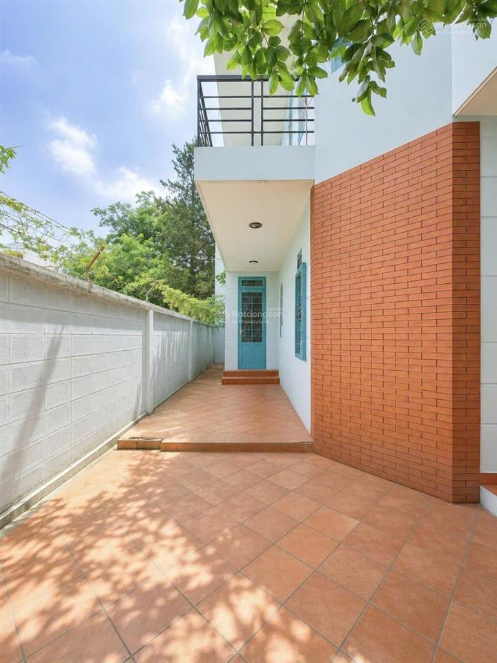 Chính chủ cần bán gấp nhà riêng giá rẻ 3 tầng 98.6m2 4pn, 4wc tân bình hồ chí minh chỉ với 8 tỷ 800