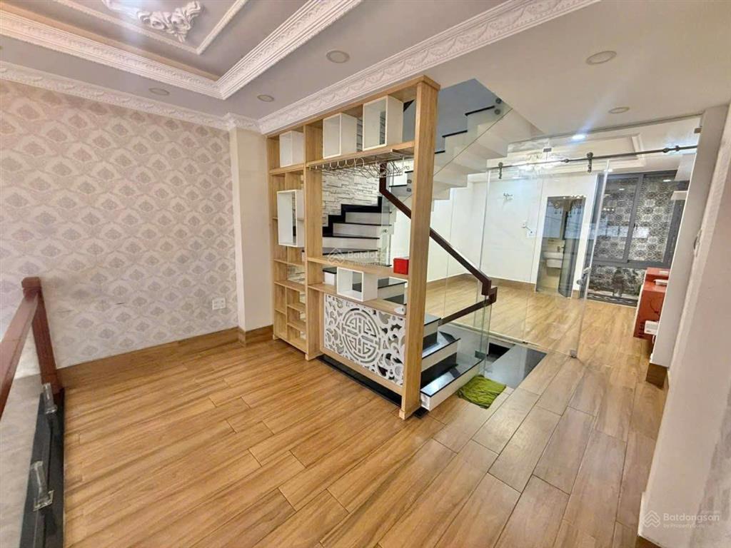 Chính chủ cần bán gấp nhà riêng giá rẻ 5 tầng 5pn,5wc,54m2 hồ chí minh ,tân bình  chỉ với 9 tỷ 900