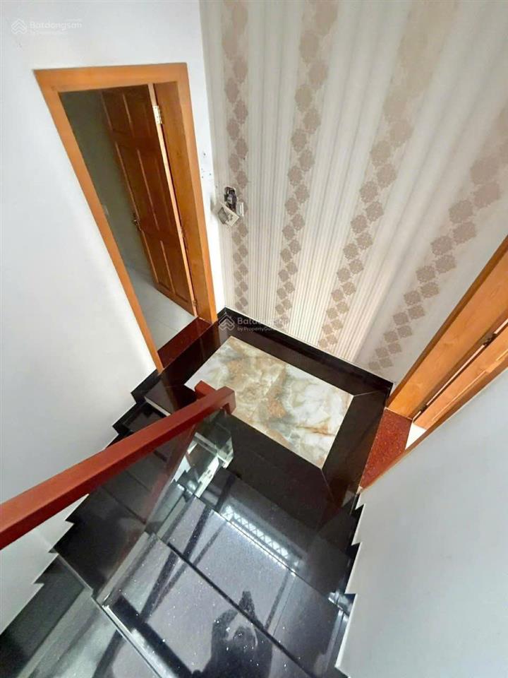 Chính chủ cần bán gấp nhà riêng giá rẻ 5 tầng 5pn,5wc,54m2 hồ chí minh ,tân bình  chỉ với 9 tỷ 900