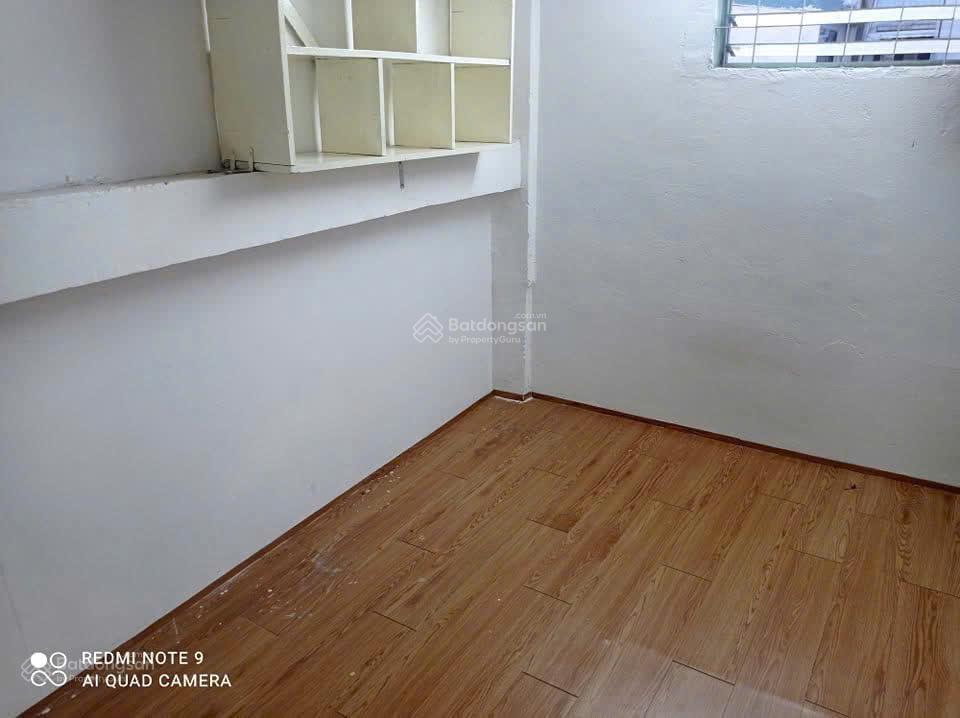 Gấp! gấp cơ hội thuê phòng rộng giá tốt ở trung tâm đường nguyễn văn cừ  20m2