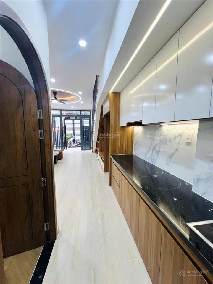 Lô góc ngang 4,3m hiếm xe hơi tới nhà lý thường kiệt, tân bình 41m2 2 tầng 3pn, 3wc chỉ 6,38 tỷ