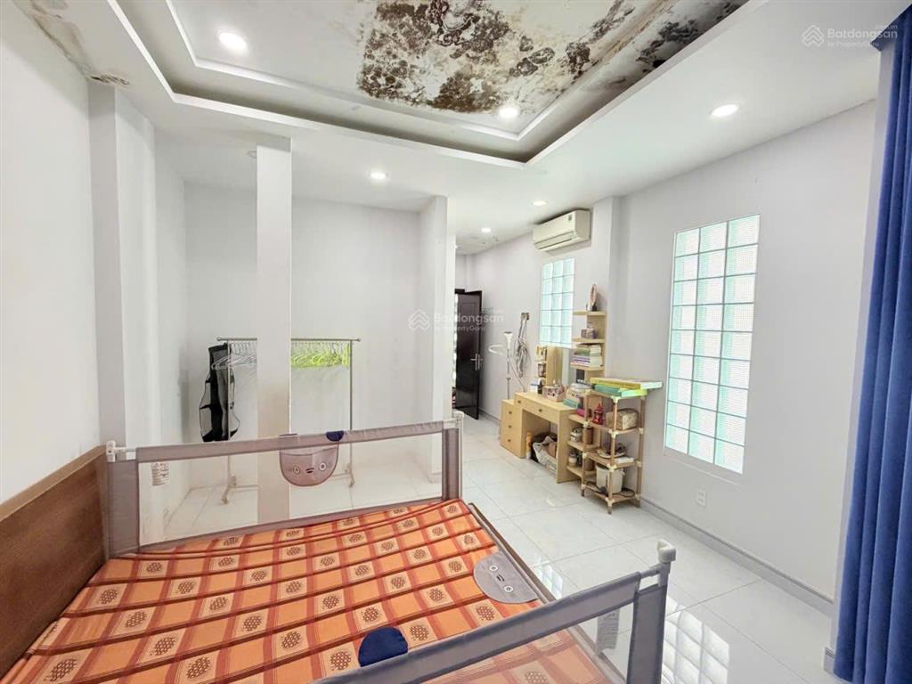 Mặt tiền phạm văn hai tân bình giá tốt 12,8tỷ 71m2, 4 tầng, 3pn, 4wc hàng hiếm