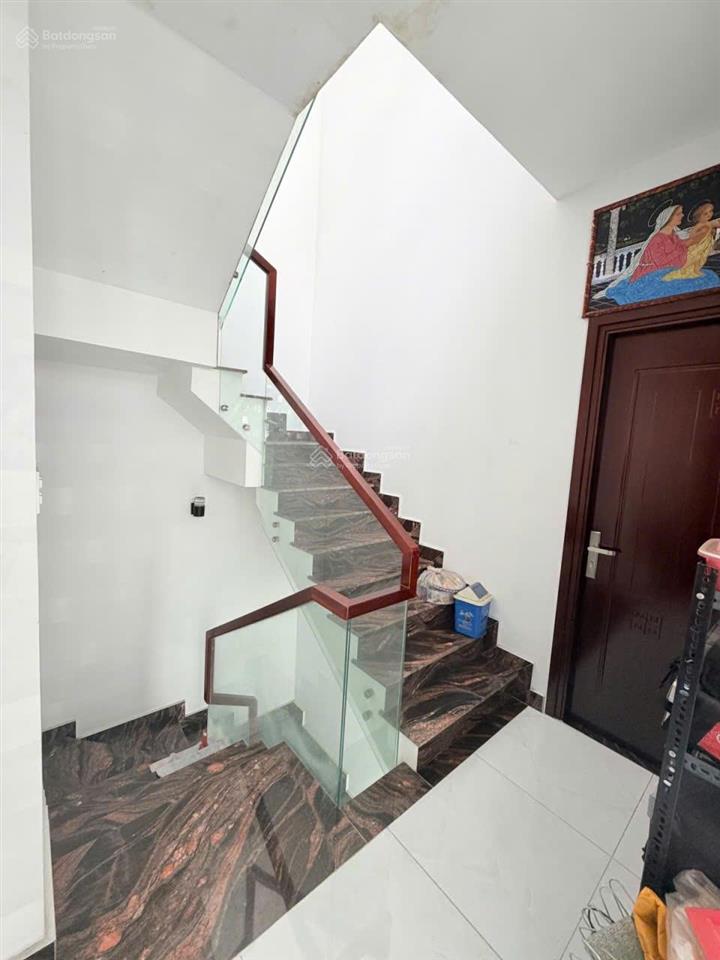 Mặt tiền phạm văn hai tân bình giá tốt 12,8tỷ 71m2, 4 tầng, 3pn, 4wc hàng hiếm