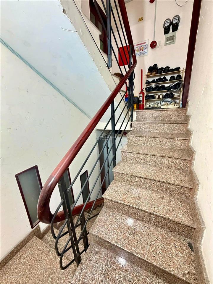 Chủ giảm sốc 1 tỷ, giá mới 12.95 tỷ còn bớt
