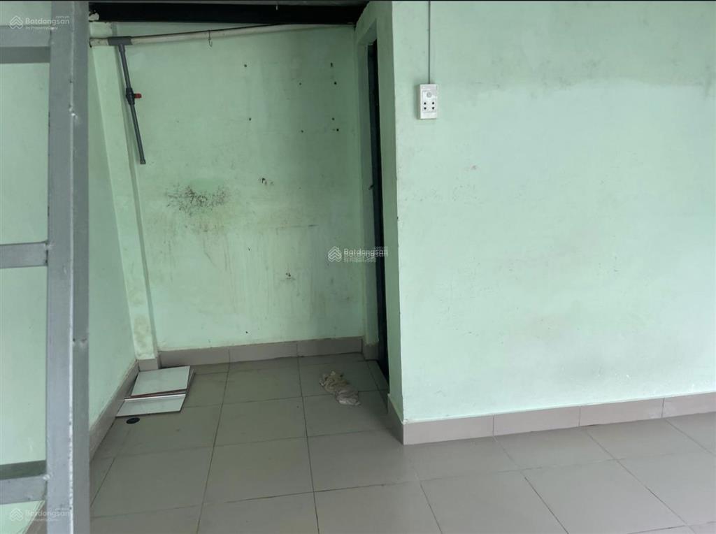Cho thuê phòng trọ 3x4m, có gác giá 1,2 tr/tháng vị trí phường tân thới hiệp,  0919 147 ***