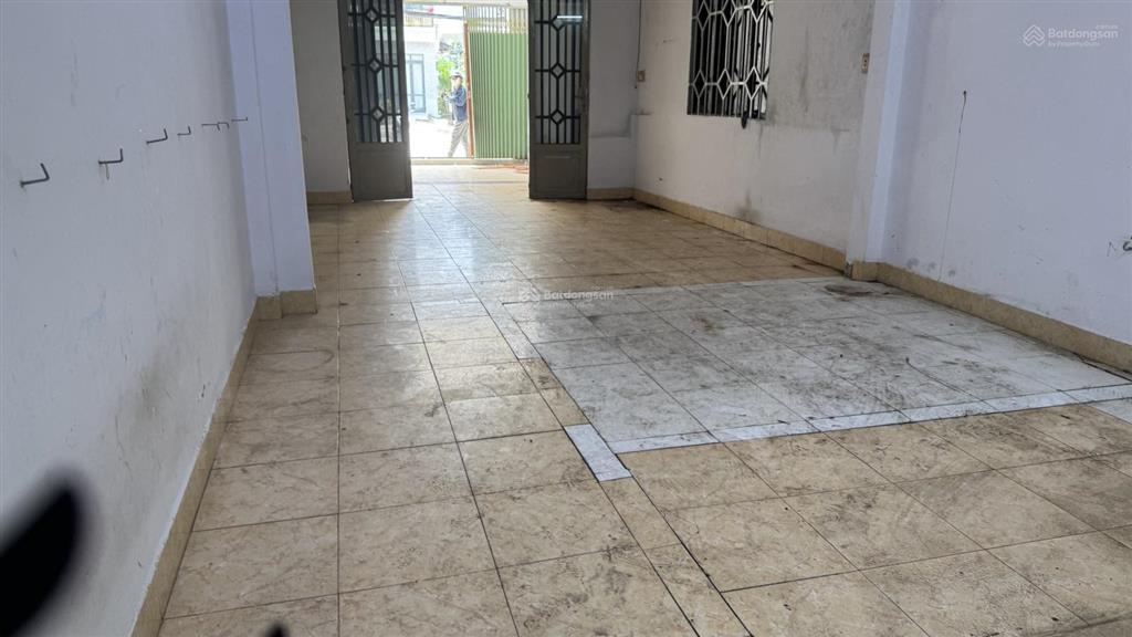 Cho thuê nhà cấp 4 mặt tiền tân thới hiệp 21 diện tích 4 x 20 có giáp giá 7tr  0919 147 ***