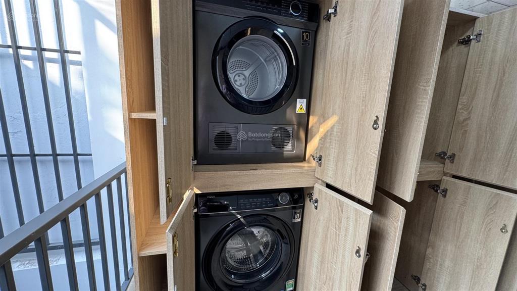 Cho thuê căn hộ cao cấp tổng diện tích 27 mét vuông có nội thất cơ bản giá 4.000.000 1 tháng