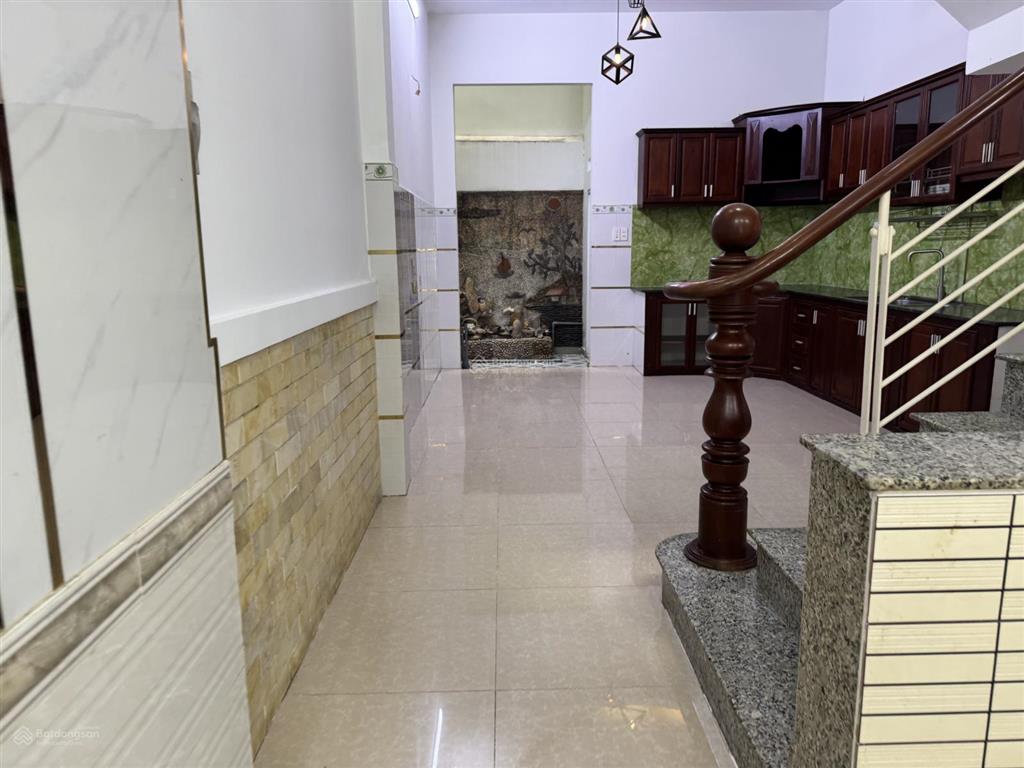 Cho thuê nr 72m2, 4pn, 3wc, giá 11,5 triệu tại huỳnh thị hai, q12, hcm