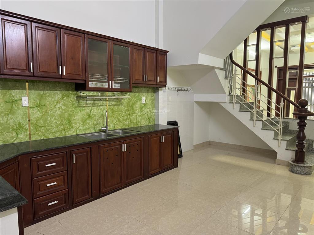 Cho thuê nr 72m2, 4pn, 3wc, giá 11,5 triệu tại huỳnh thị hai, q12, hcm