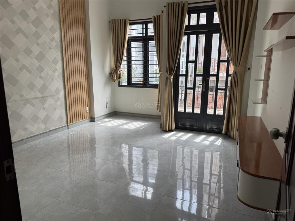 Cho thuê nr 72m2, 4pn, 3wc, giá 11,5 triệu tại huỳnh thị hai, q12, hcm