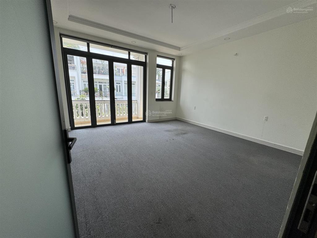 Cho thuê nhà khu hiệp thành city dt 5x18 trệt 3 lầu giá 15 tr tháng  0919 147 ***