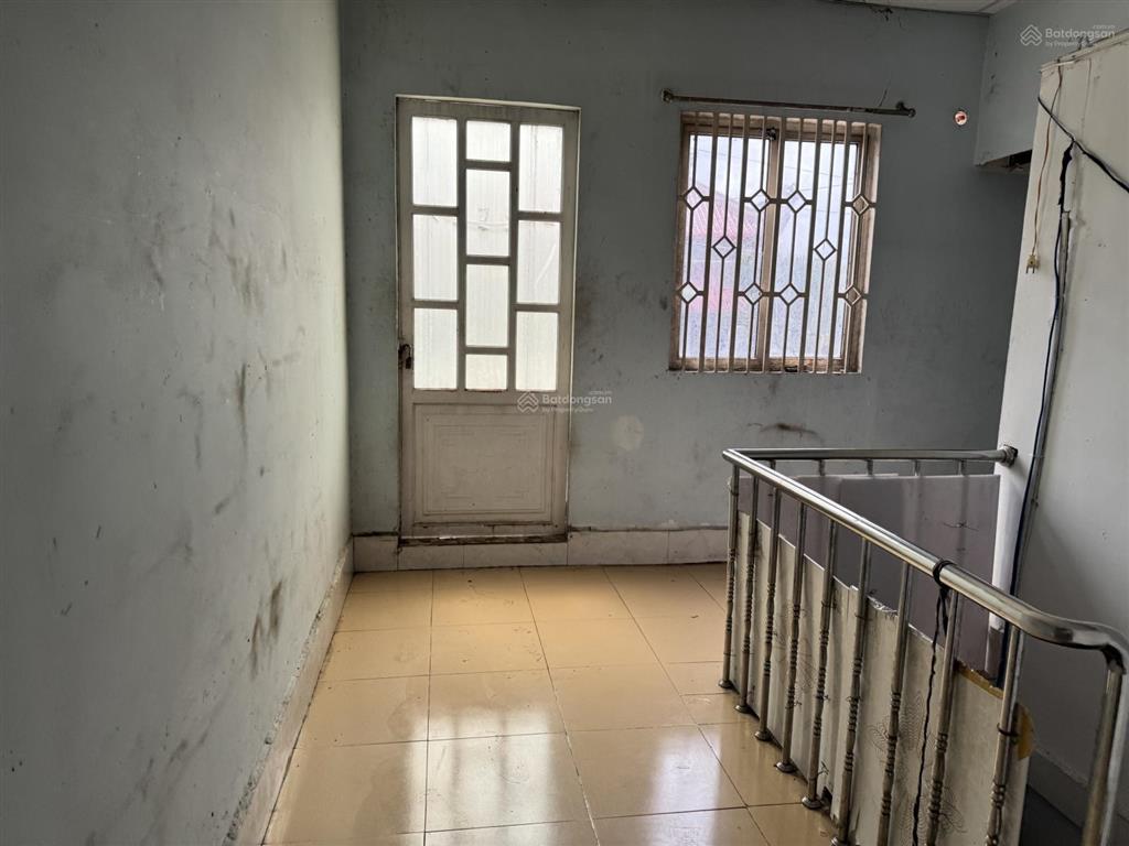 Cho thuê nhà riêng 3pn, 2wc, 84m2, 7 triệu vnd tại hẻm, lê thị riêng, thới an, q12, hcm