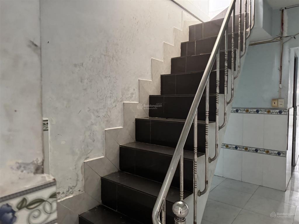 Cho thuê nhà riêng 3pn, 2wc, 84m2, 7 triệu vnd tại hẻm, lê thị riêng, thới an, q12, hcm