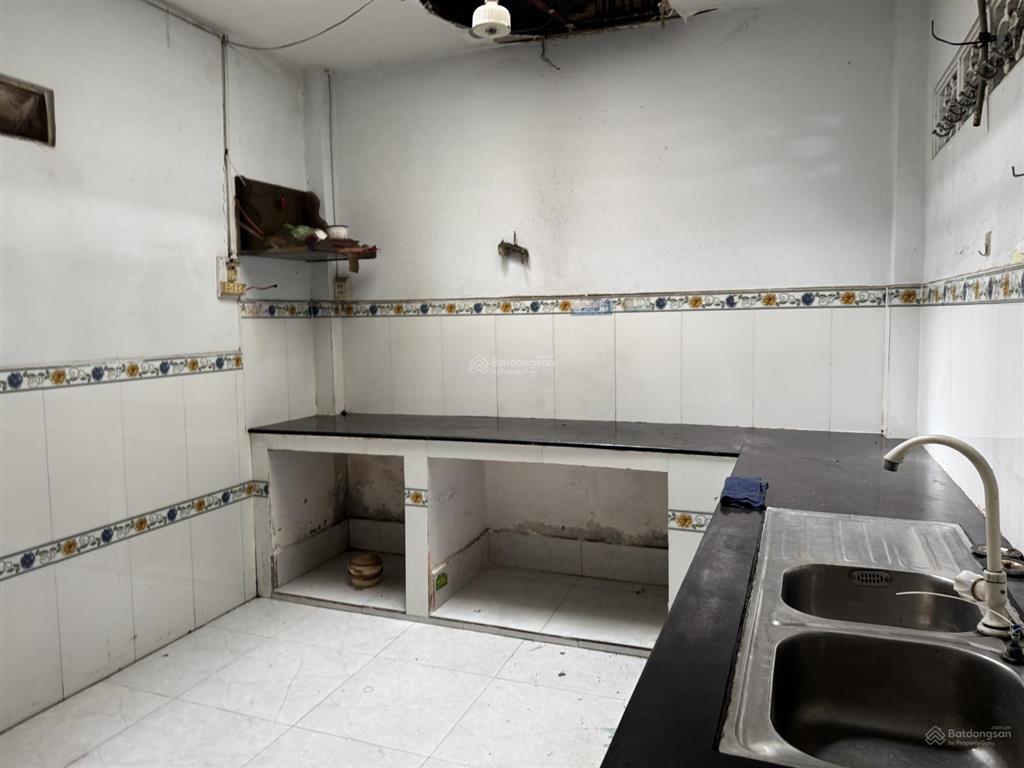 Cho thuê nhà riêng 3pn, 2wc, 84m2, 7 triệu vnd tại hẻm, lê thị riêng, thới an, q12, hcm