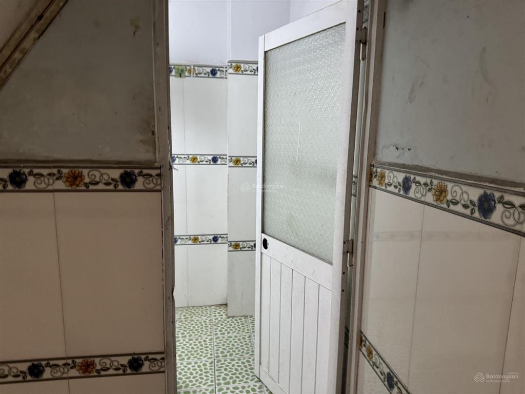 Cho thuê nhà riêng 3pn, 2wc, 84m2, 7 triệu vnd tại hẻm, lê thị riêng, thới an, q12, hcm