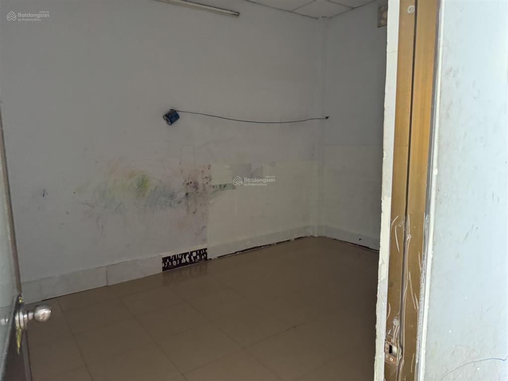 Cho thuê nhà riêng 3pn, 2wc, 84m2, 7 triệu vnd tại hẻm, lê thị riêng, thới an, q12, hcm